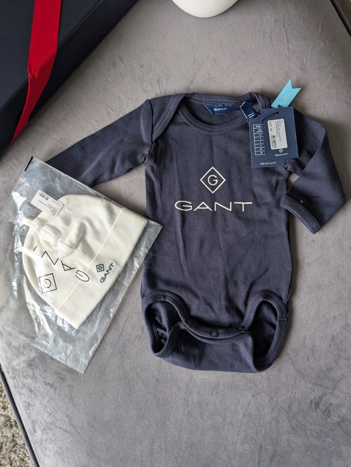 New GANT Navy Blue Organic Lock Up Body Babygrows Size 3 Months + Hat Gift Baby