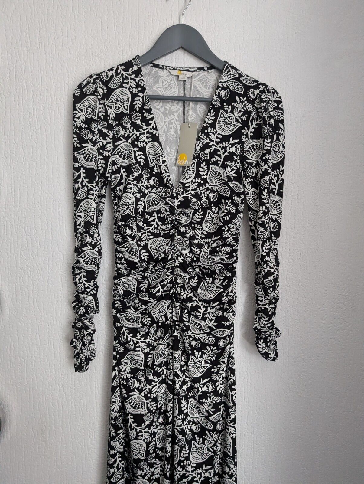 New Boden Ruched White & Black Print Jersey Midi Dress 6 R/Regular Autumn Winter