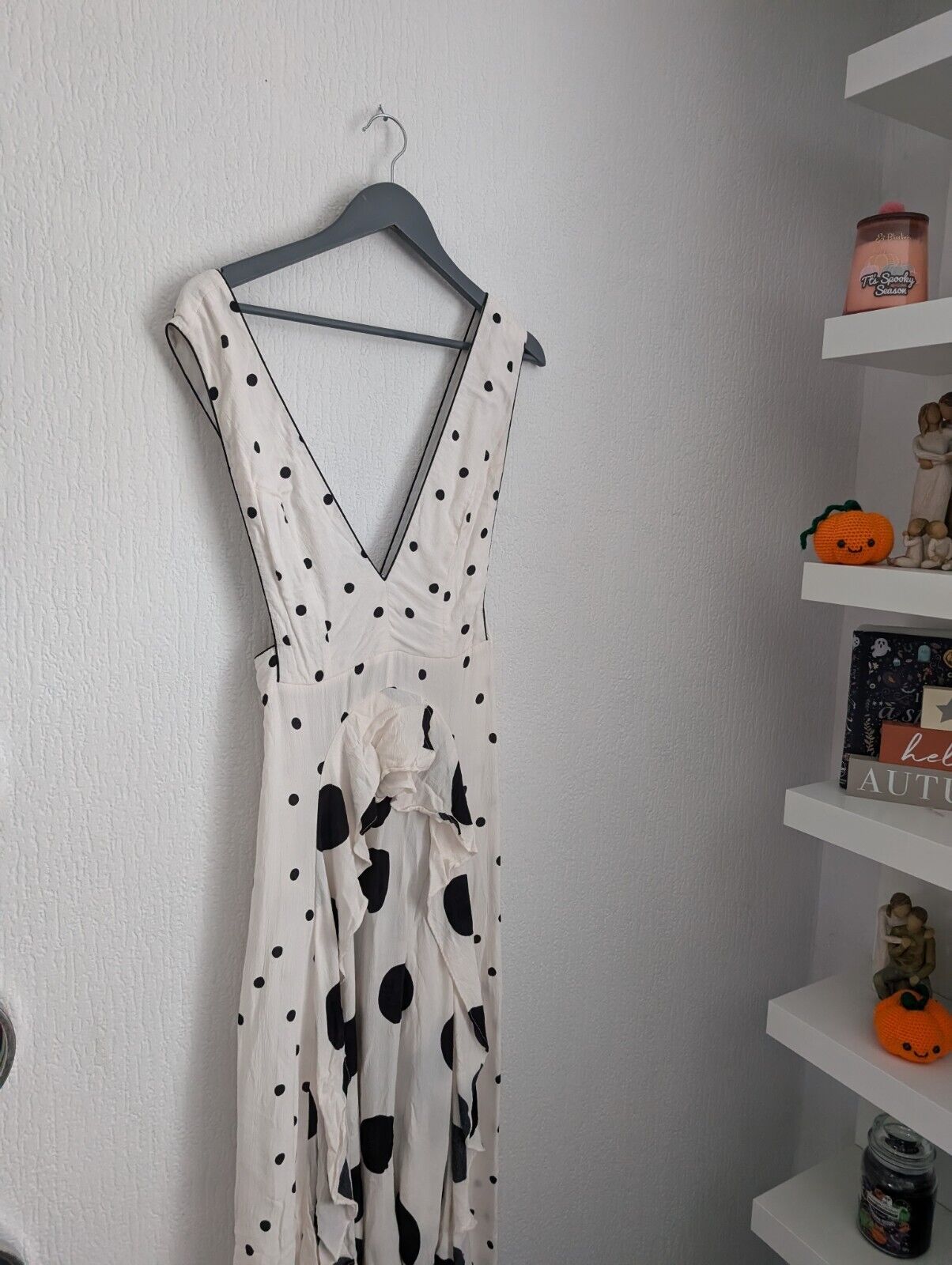 TOPSHOP Pinafore Spot Polka dot Midi Dress White Black Sz 10 worn once viral