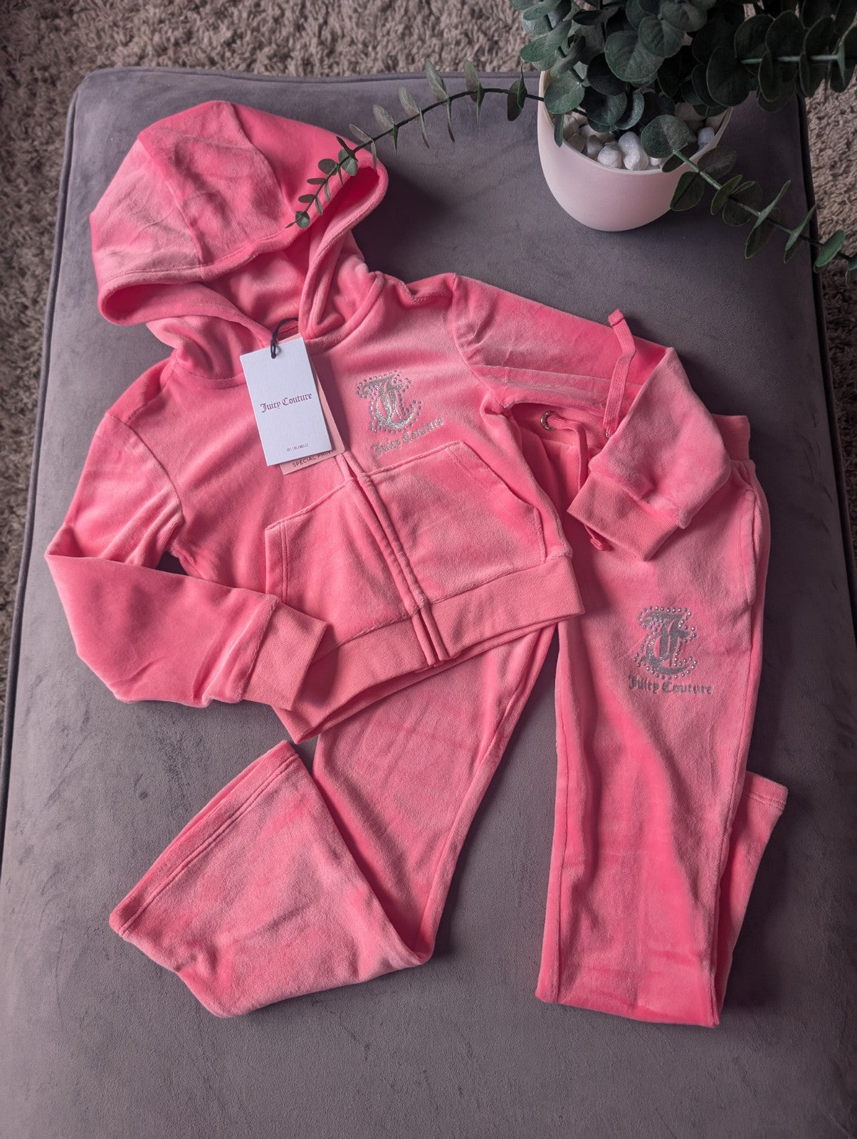 New Stunning Girls Velour Juicy Tracksuit Pink Age 3-4 years Rrp £90 Silver