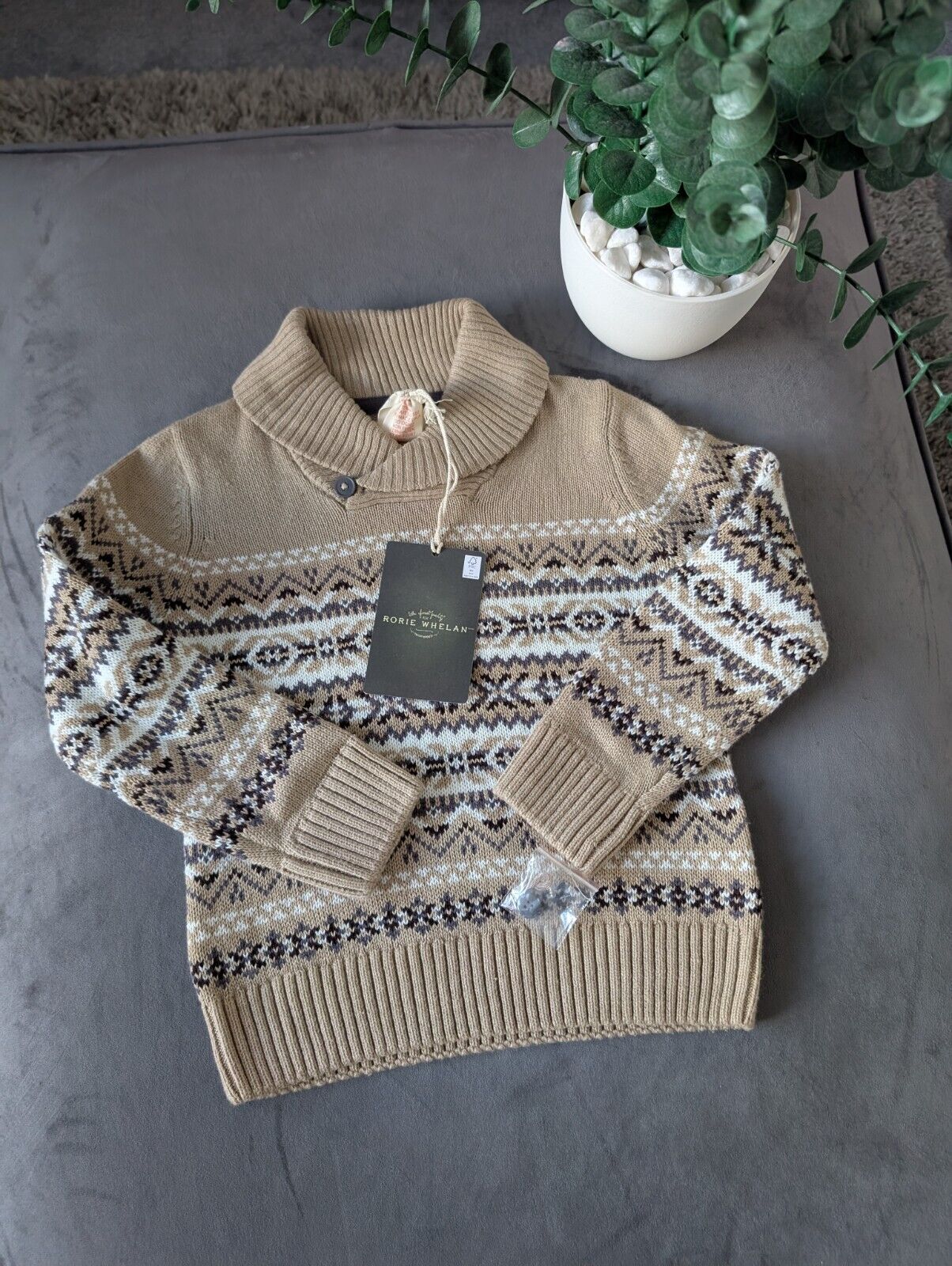 New Stunning Rorie Whelan Beige Brown Aztec Knit Jumper 2-3y Gift Kids Fair Isle