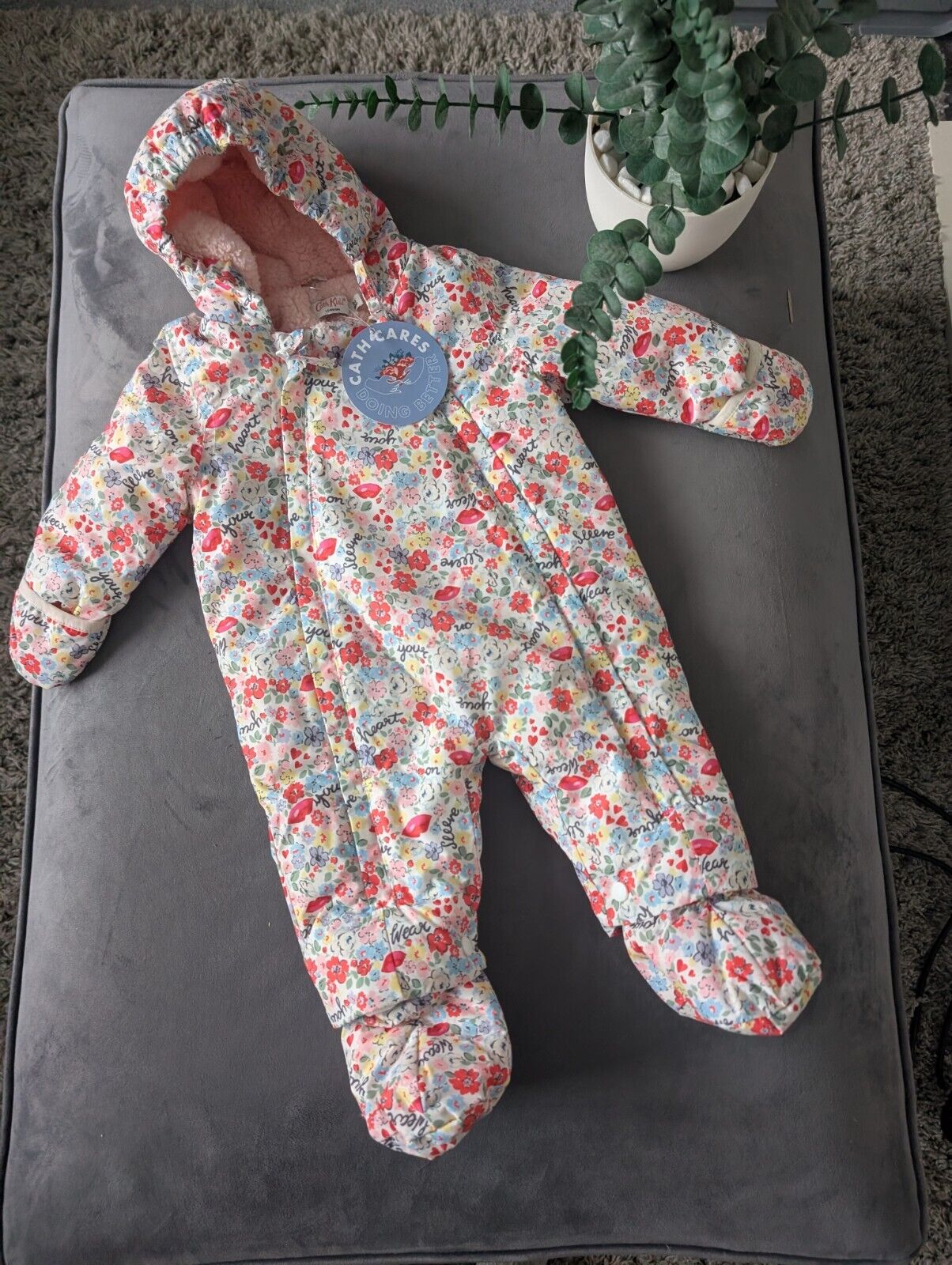 BNWT Cath Kidston Floral Wintsr Pram Suit 3-6 Months RRP £44 Gorgeous Gift