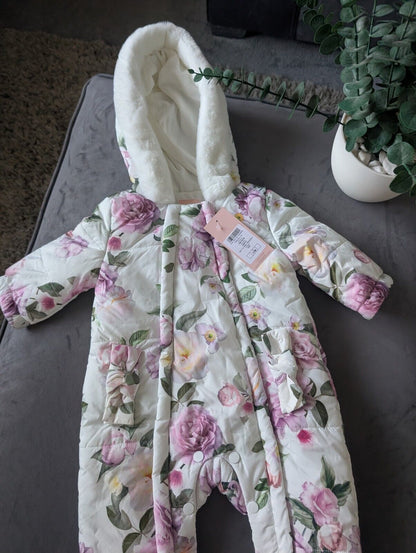 NEW Gorgeous Faux Fur Lined Soft Floral Pink Roses Lipsy Snowsuit/pramsuit 3-6m