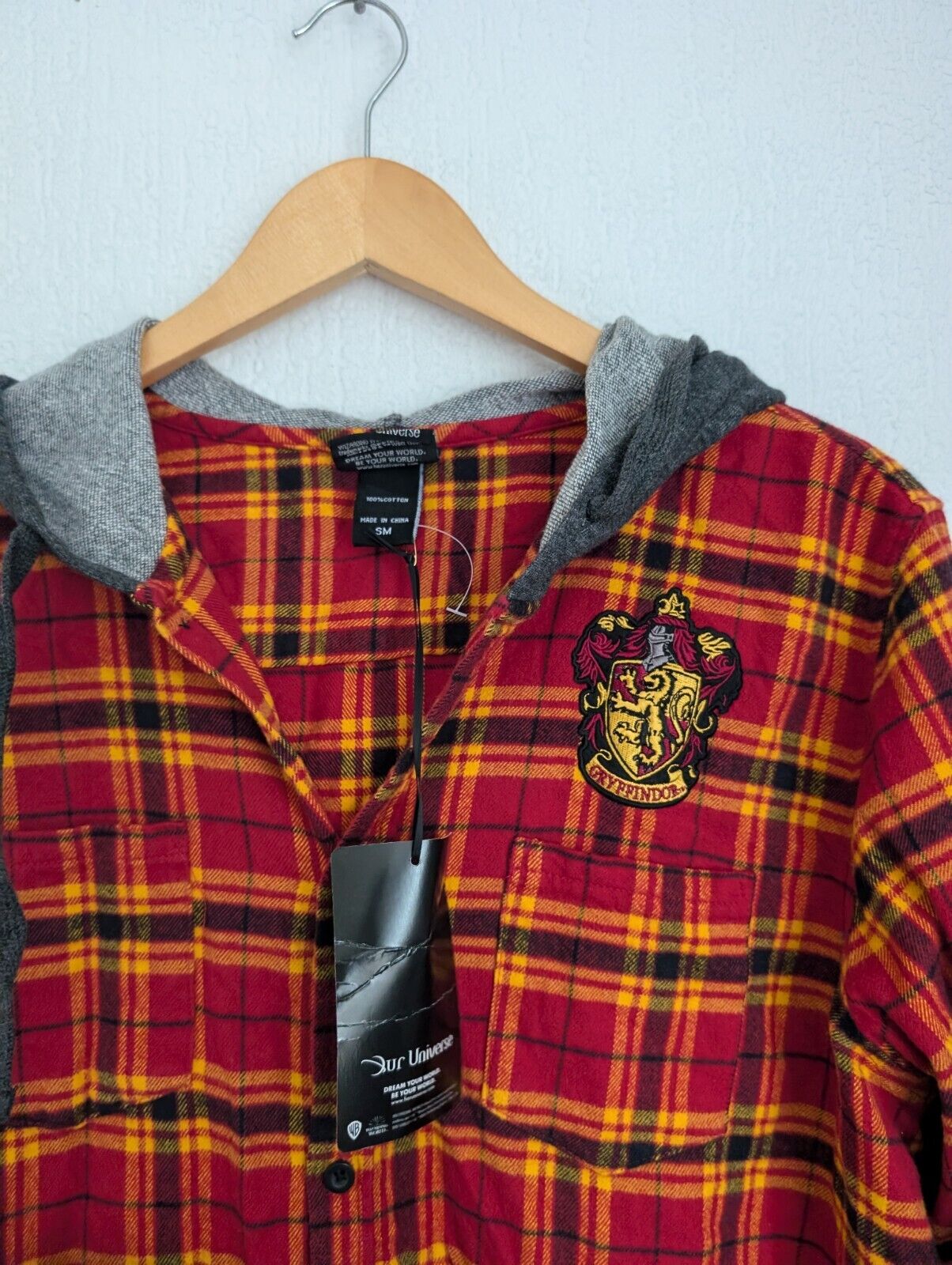 Rare New Our Universe Box Lunch NWT Harry Potter Griffindor Hooded Flannel Shirt