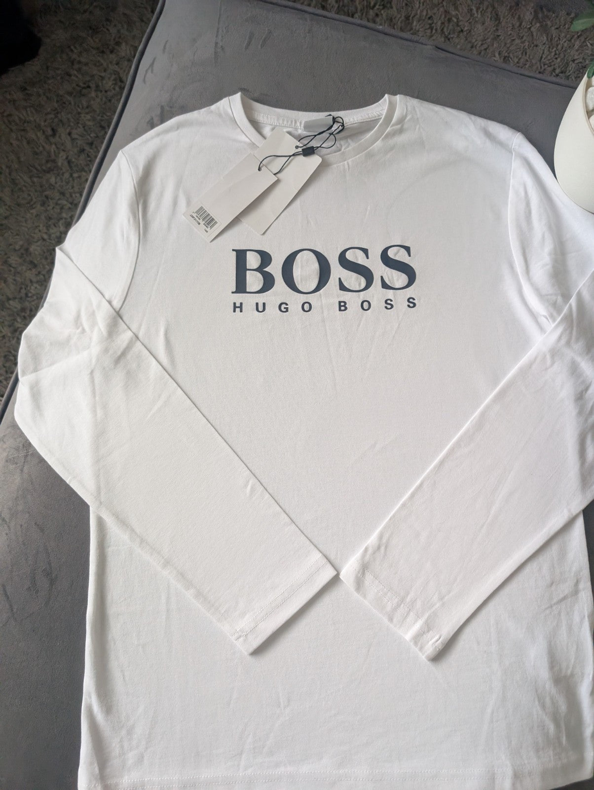 New Hugo boss boys Smart T shirt top t shirt Gift White 14yr £60 Long Sleeve