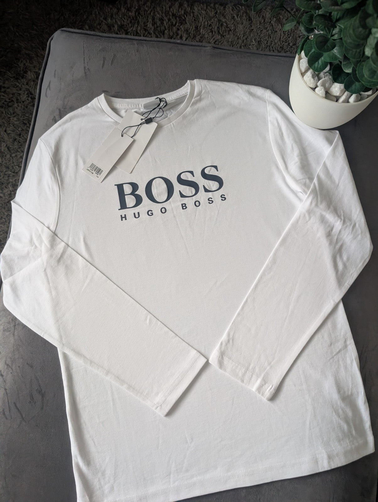 New Hugo boss boys Smart T shirt top t shirt Gift White 14yr £60 Long Sleeve