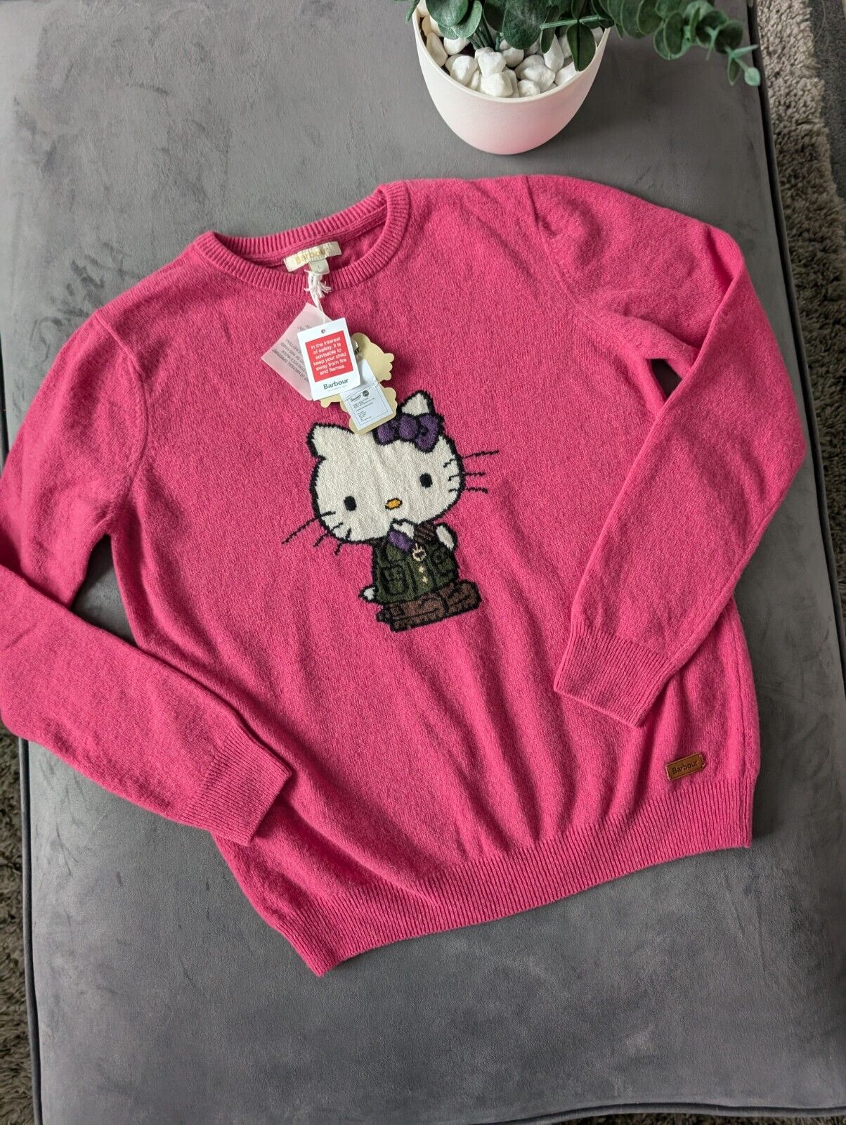 New RARE hello Kitty Barbour Pink Lambswool Jumper Gift Autumn Collector Girls L