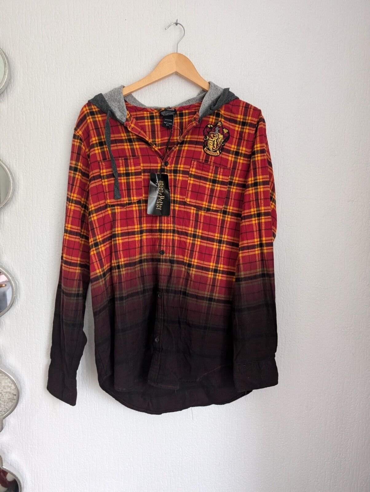 Rare New Our Universe Box Lunch NWT Harry Potter Griffindor Hooded Flannel Shirt