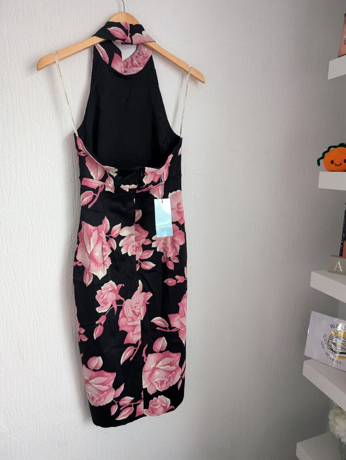 New Karen Millen Rose Print Halterneck Dress In Black/ Pink Size UK 12 Occasion