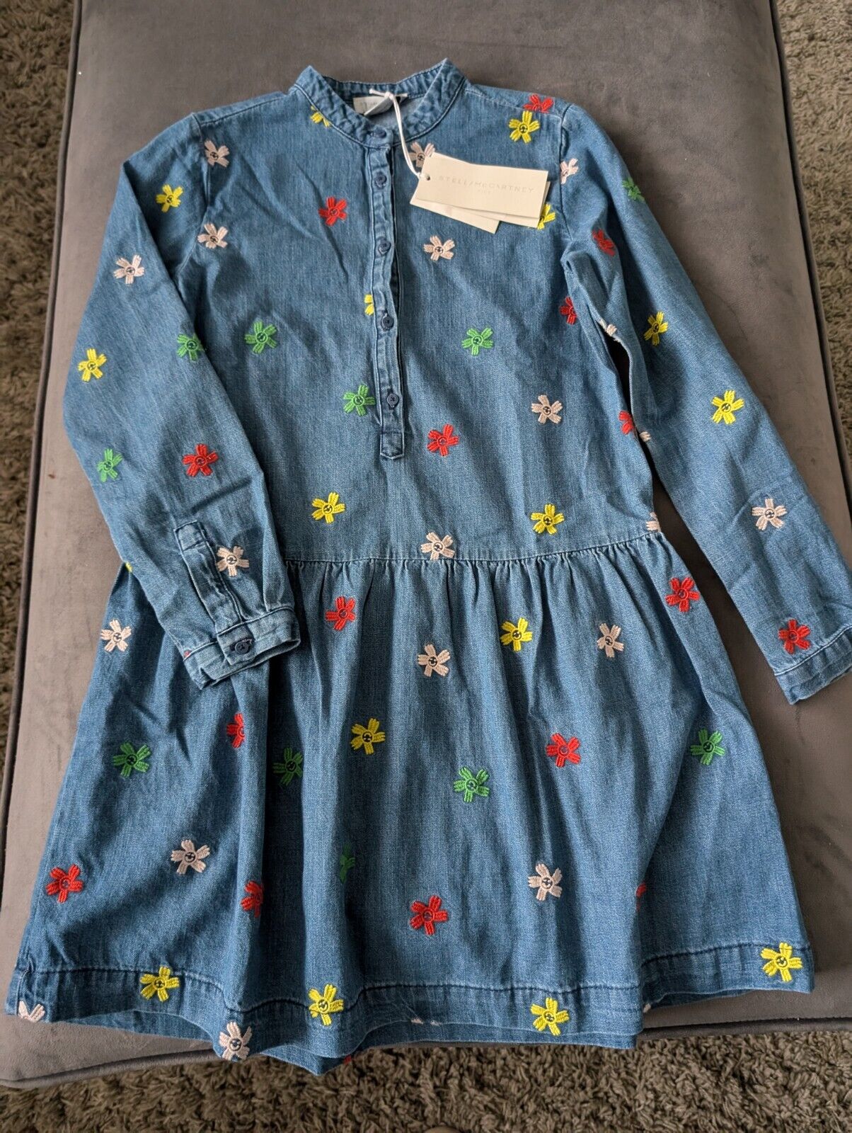 New Stella McCartney kids denim tiered smiley flowers dress embroidered 8/9 yrs