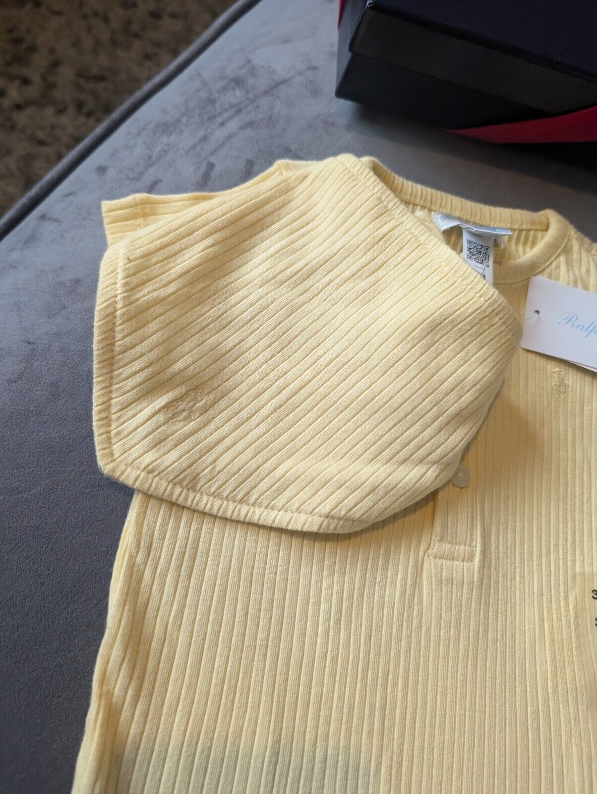 New Ralph Lauren Baby Boy Romper Yellow + Bib Pony Logo Gift New 0-3m  £70