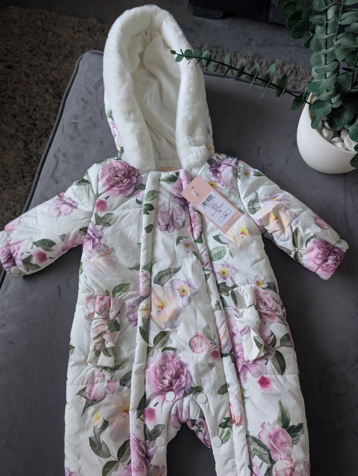 NEW Gorgeous Faux Fur Lined Soft Floral Pink Roses Lipsy Snowsuit/pramsuit 3-6m