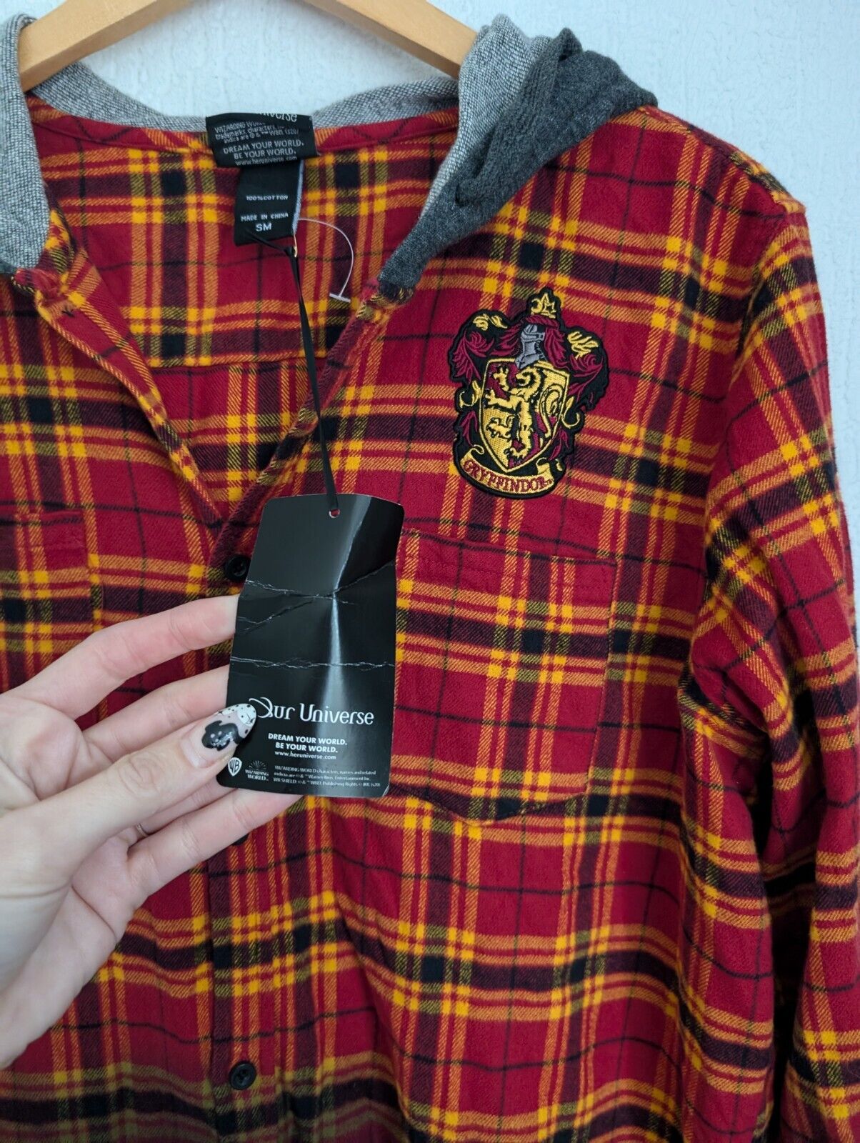 Rare New Our Universe Box Lunch NWT Harry Potter Griffindor Hooded Flannel Shirt