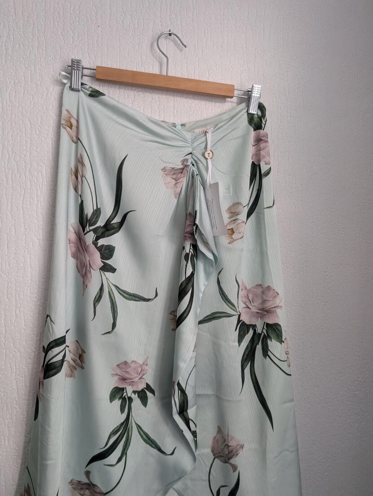 New Ted Baker Elderflower Ruffled Maxi Skirt Size 2 Size 10 Occasion Formal