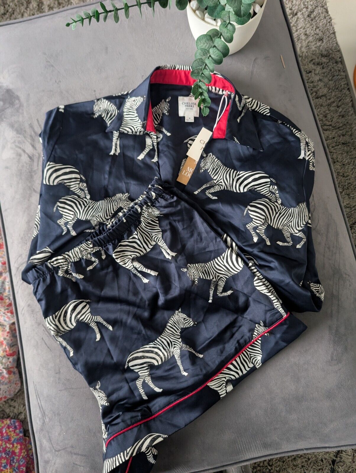 New Chelsea Peers Zebra Satin Print Short Pyjama Set UK 26 Plus Size Navy Gift