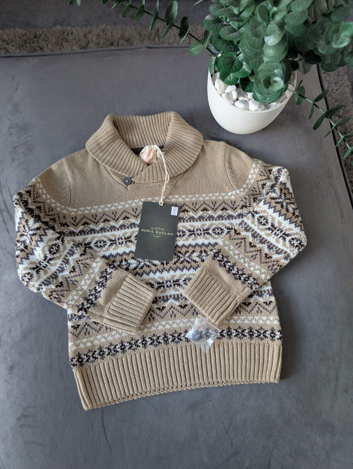 New Stunning Rorie Whelan Beige Brown Aztec Knit Jumper 2-3y Gift Kids Fair Isle