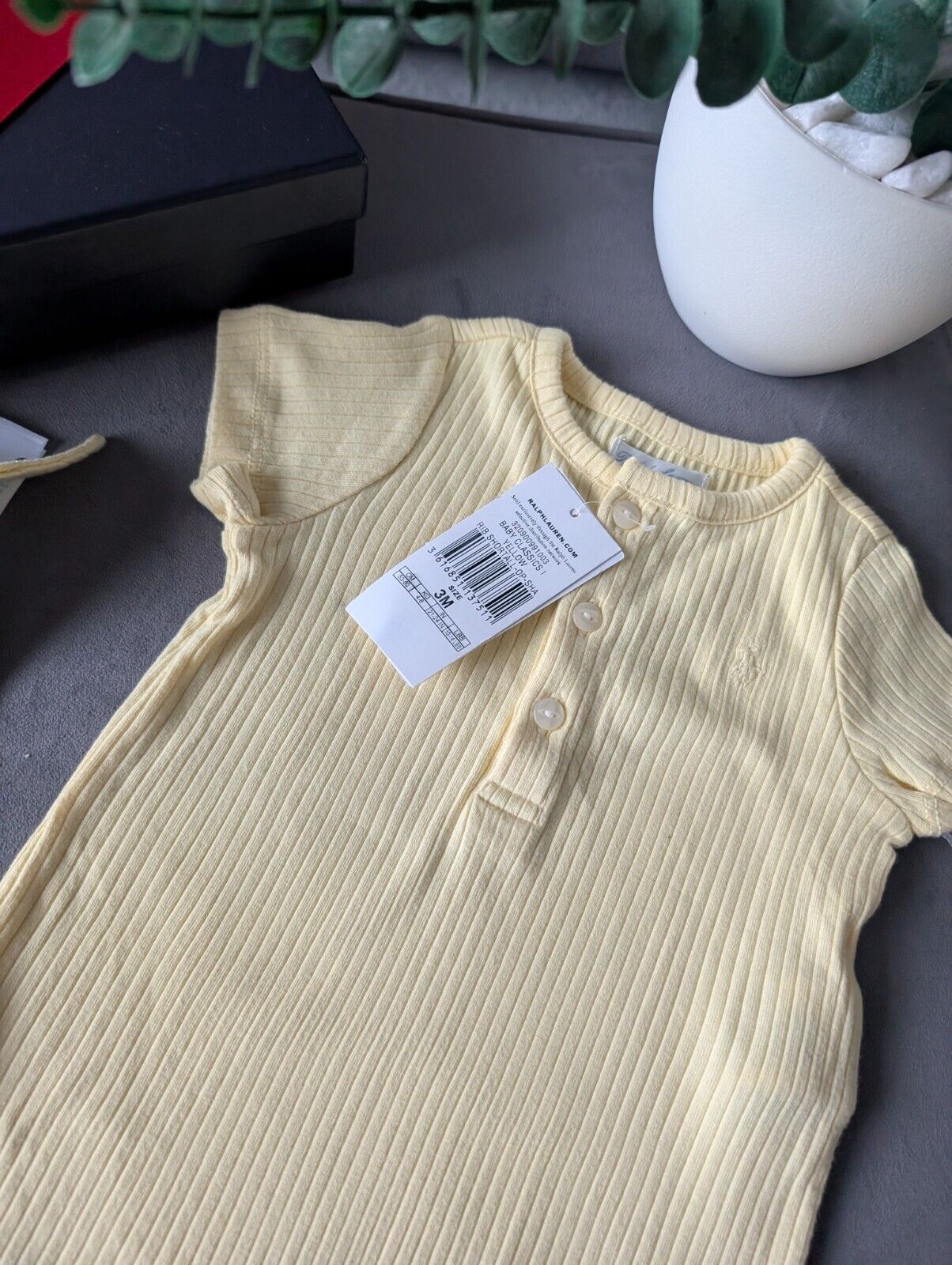 New Ralph Lauren Baby Boy Romper Yellow + Bib Pony Logo Gift New 0-3m  £70