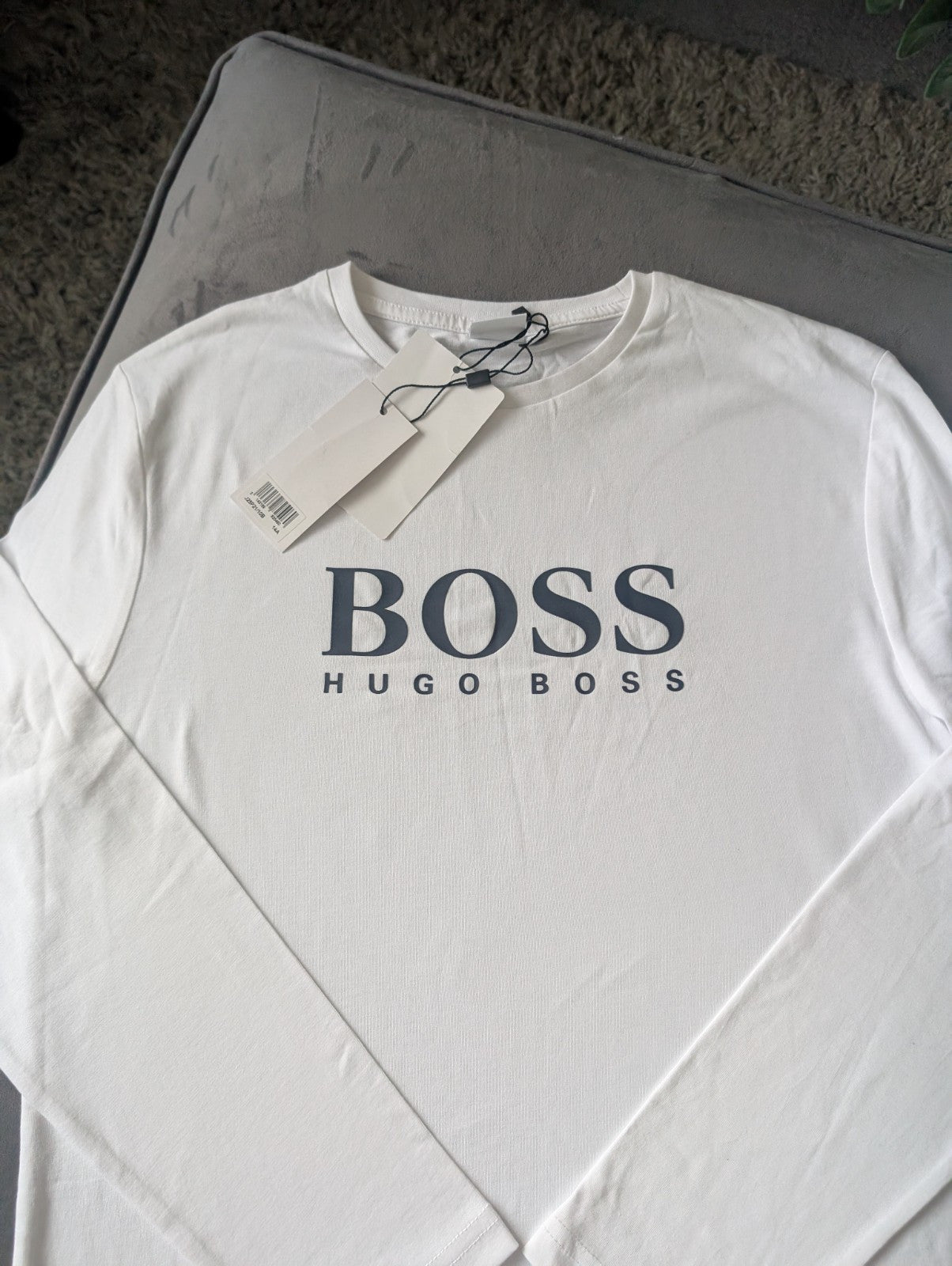 New Hugo boss boys Smart T shirt top t shirt Gift White 14yr £60 Long Sleeve