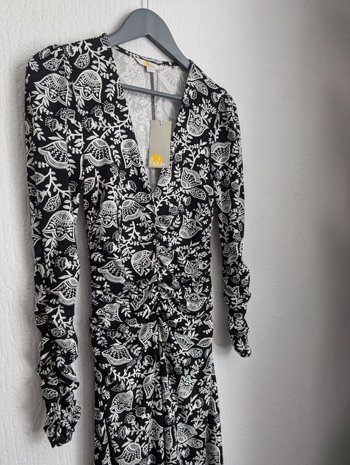 New Boden Ruched White & Black Print Jersey Midi Dress 6 R/Regular Autumn Winter