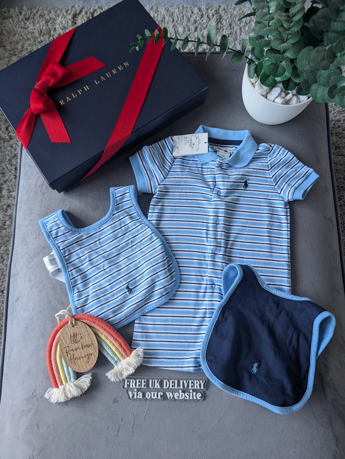 New Ralph Lauren Baby Boy Navy Blue Stripe Romper 6-9m Gift Cute Baby + 2 x Bibs