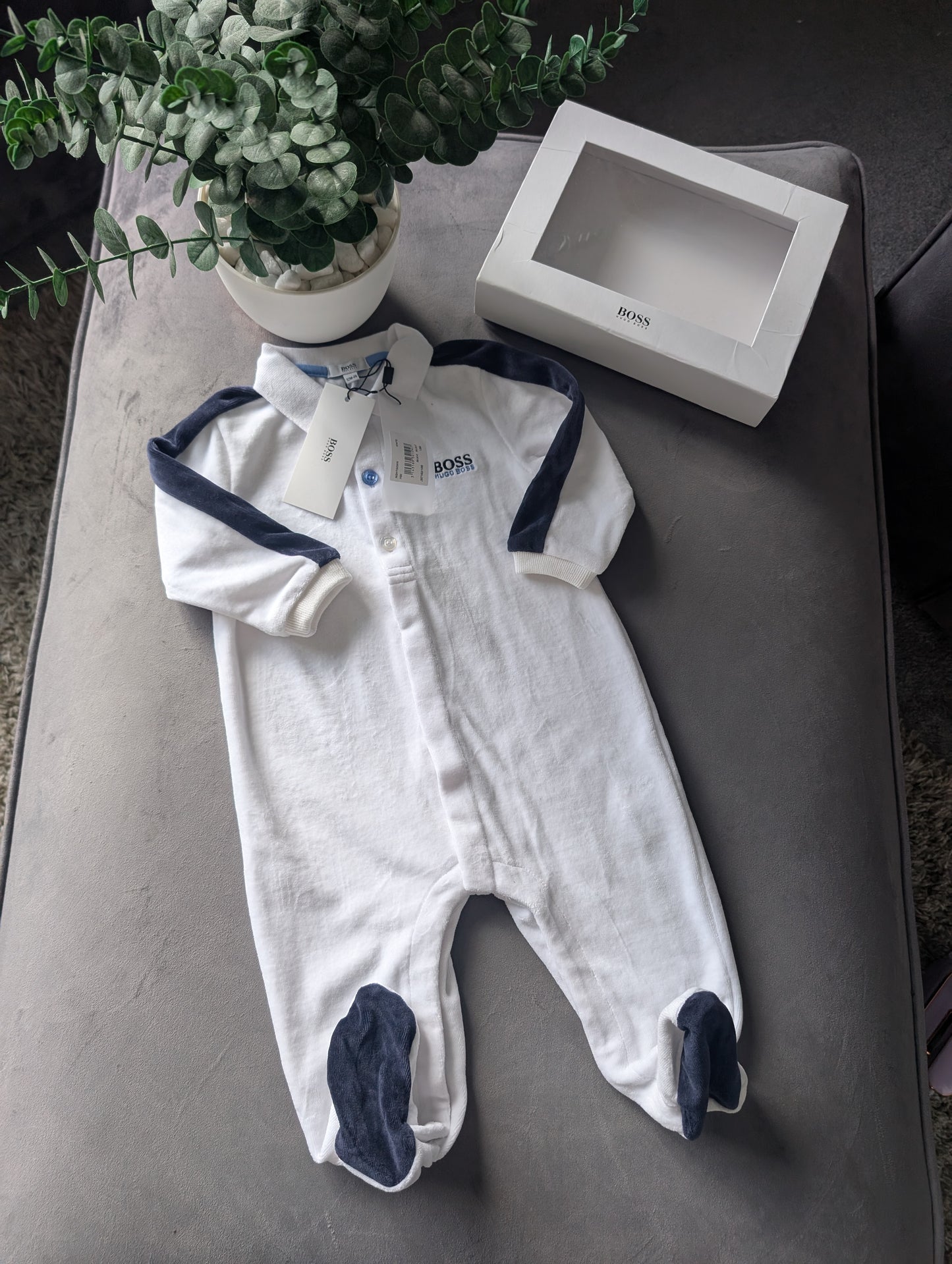 New Hugo Boss Baby Boy Ivory Blue Romper All In One 9-12m £75 Gift Smart Velour